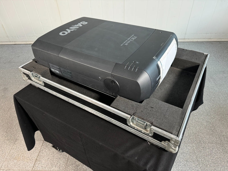 Sanyo PLC-XF47 Projector, 15,000 Lumen Large-Venue Display