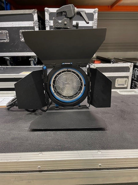 ARRI 650 Plus Silver – Eight-Light Set with Flight Case