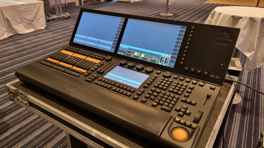 MA Lighting grandMA2 light lighting console for pro shows