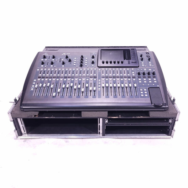 Behringer X32 Full-Size Digital Mixer with ML Tour Case