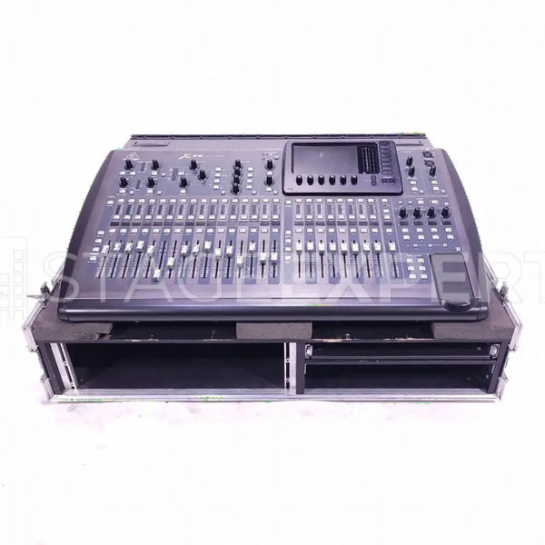 Behringer X32 Digital Mixer with ML Tour Case - Full-Size Console