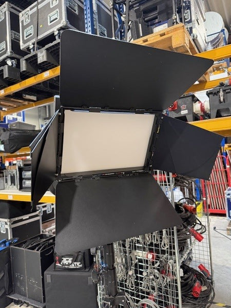Elation KL Panel set of 2 with Intensifier, Snapgrid & case