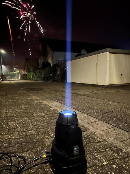 SGM G1 Beam – IP65 battery moving head with update cable