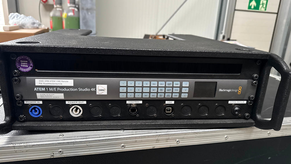 Blackmagic Design ATEM Production Studio 4K 1 M/E Switcher