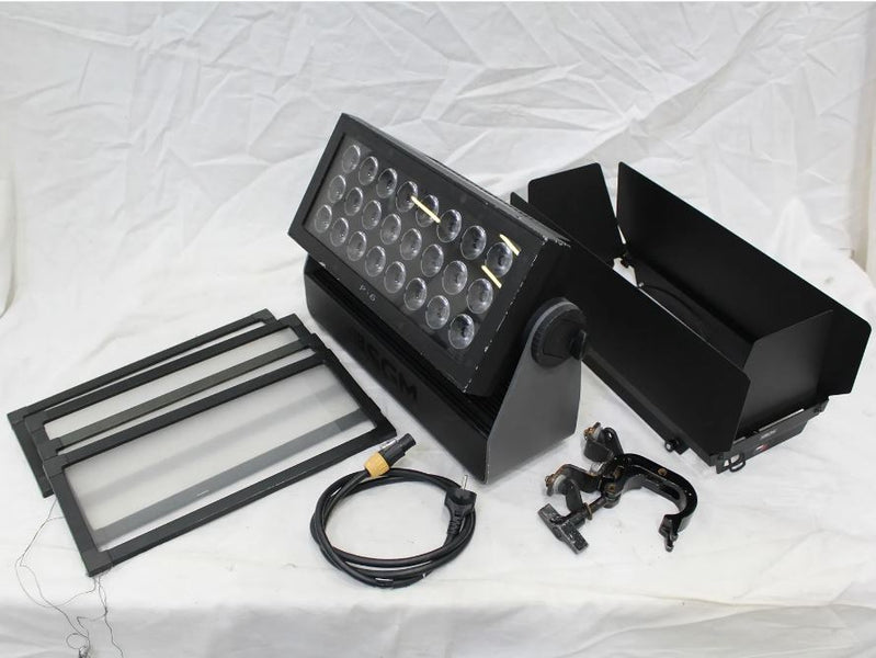 SGM P-6 Washlight 4-Unit Set with Case & Accessories Bundle