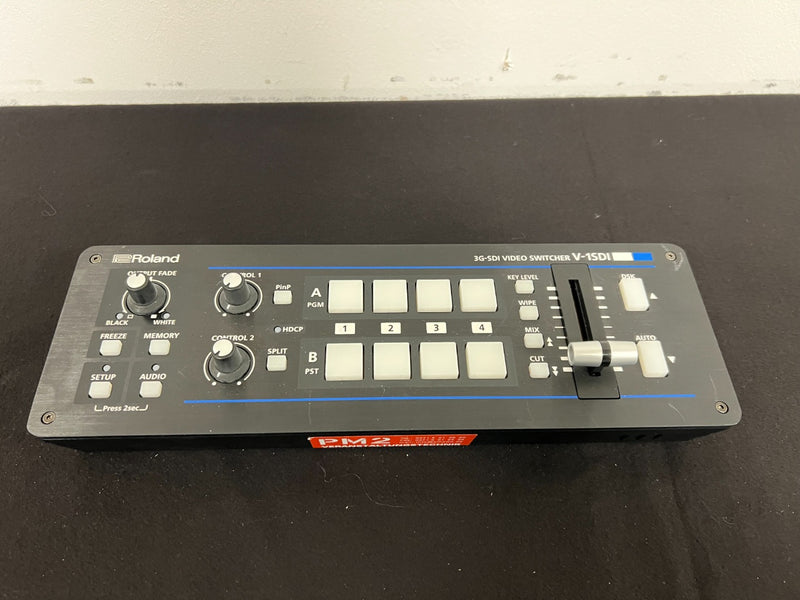 Roland V‑1SDI 3G‑SDI Video Switcher – Compact Live Mixer