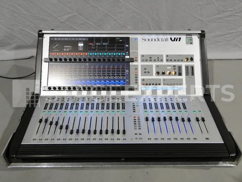Soundcraft Vi1 with CSB32 Stagebox & Case – MADI I/O
