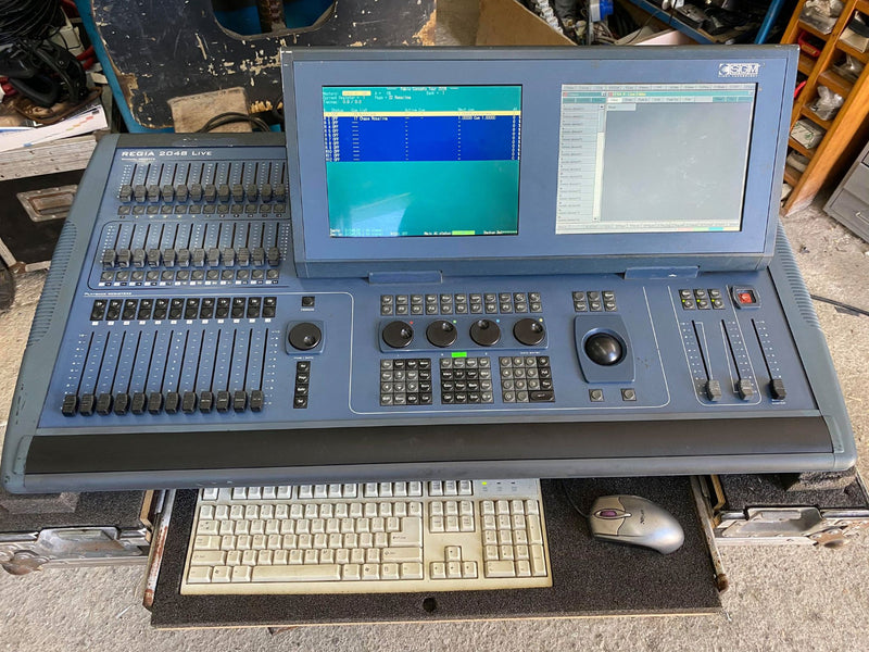 SGM Regia 2048 Live Lighting Console – with Flight Case