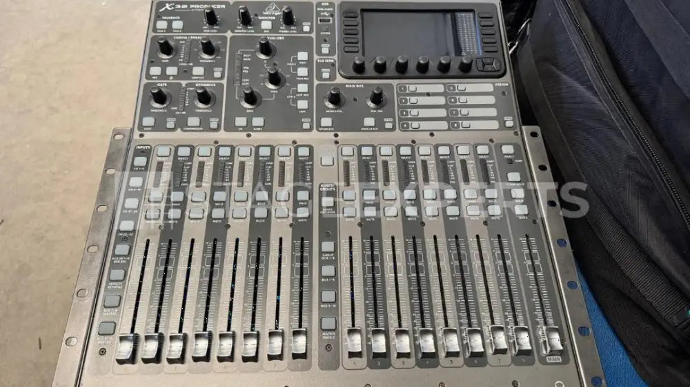 Behringer X32 Producer Digital Mixer – Compact Workhorse
