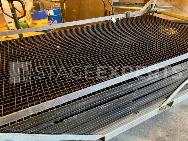 SE Misc NSS Black Grille – Staging Barrier Grille Panel