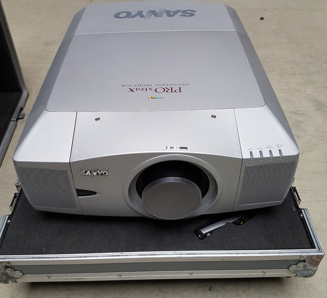 Sanyo XF-45 XGA 10,000‑lumen Event Projector with Lens