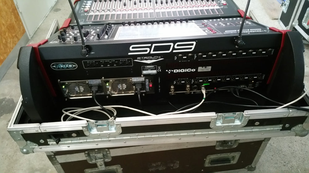 DiGiCo SD9 Digital Mixing Console with D‑Rack Touring Pack