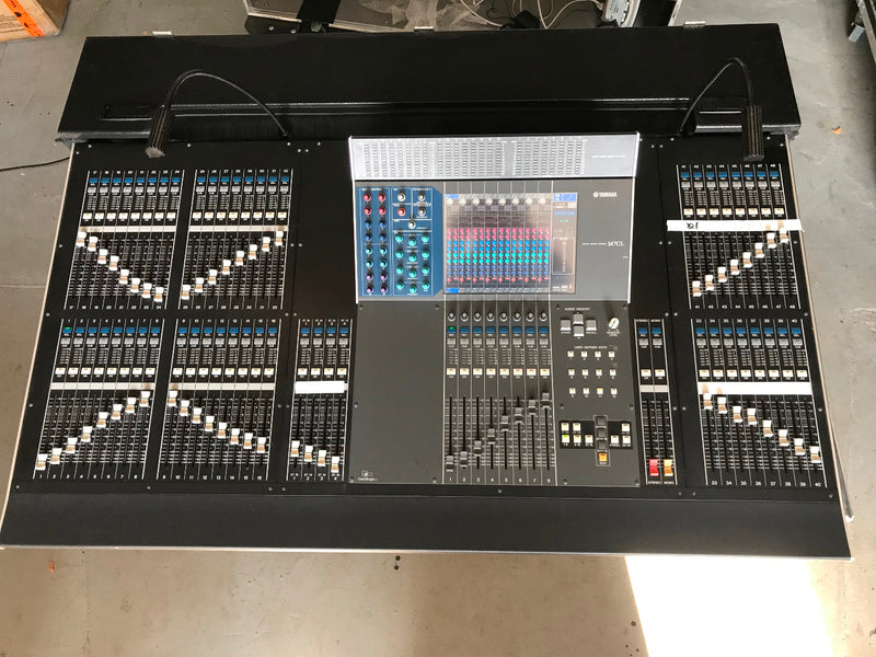 Yamaha M7CL-48 Digital Mixing Console with Meterbridge