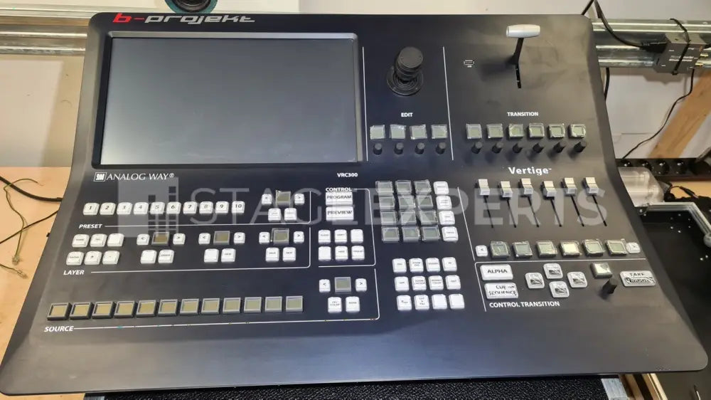 Analog Way Vertige VRC300 | Professional Show Controller