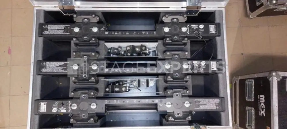 DTS KATANA 24 LED battens with 3‑way flight cases