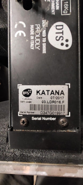 DTS KATANA 24 LED battens with 3‑way flight cases