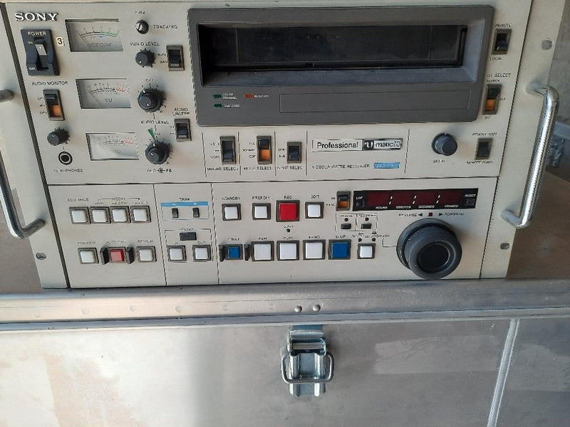 Sony BVU-820P U-matic VTR – Professional PAL Recorder