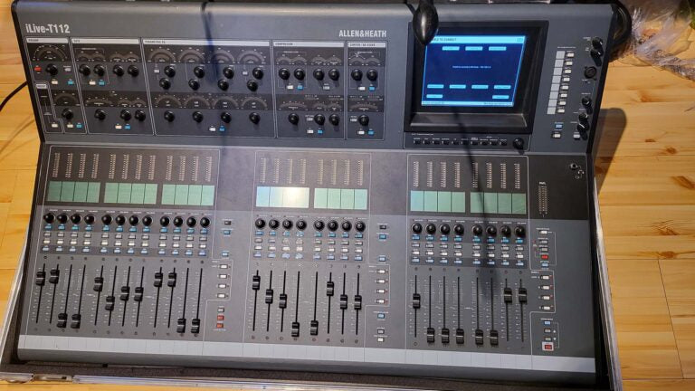 Allen & Heath iLive T112 + iDR48 Digital Mixer Bundle