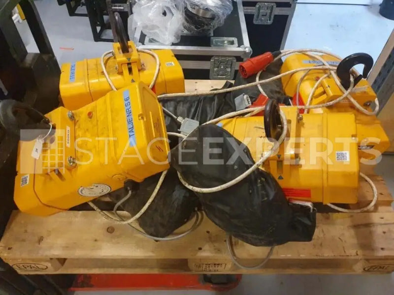 Liftket 500 kg D8 Chain Hoist, 24 V Control | Stage Experts