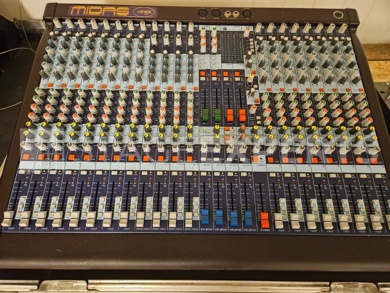 Midas Venice 240 Analogue Mixer with Flight Case, 24-Channel