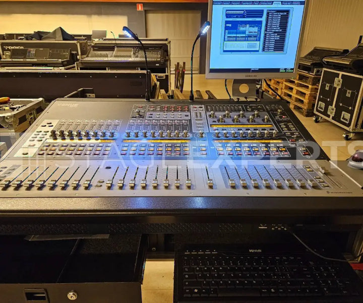 Avid SC48 Digital Mixer Set – 48x16, Dual DSP with iLok