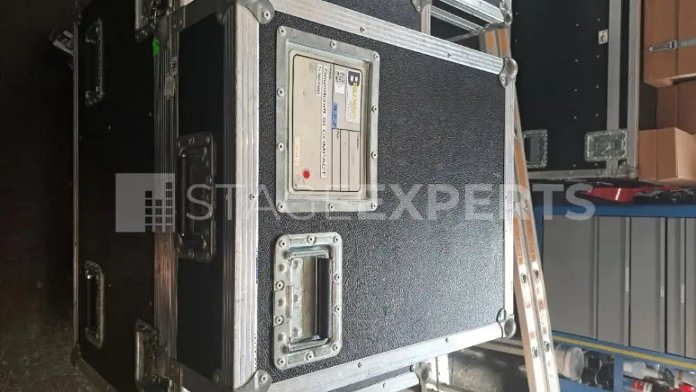 Soundcraft Si Compact C16 Digital Mixer with Flight Case