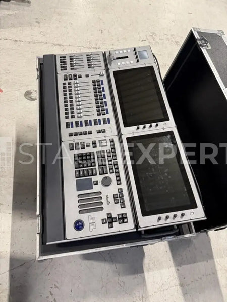 Martin M6 Lighting Console with Flight Case – Pro Control