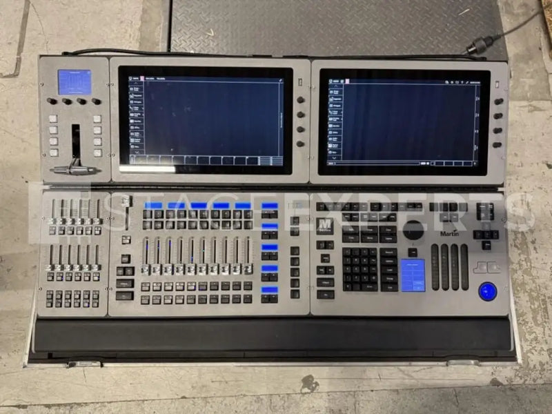 Martin M6 Lighting Console with Flight Case – Pro Control