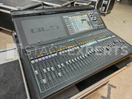 Yamaha QL5 Digital Mixing Console with Case | Stage Experts