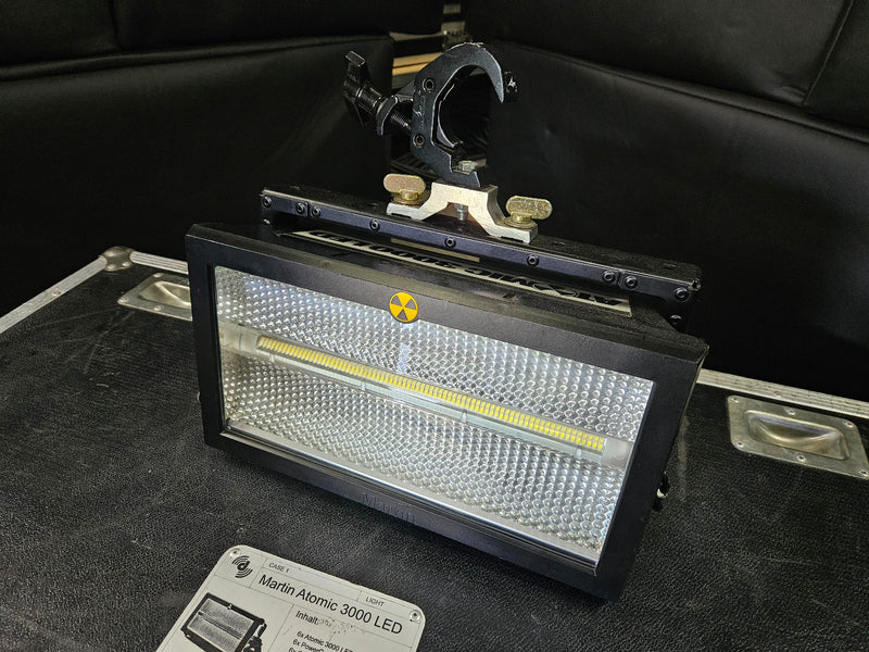 Martin Atomic 3000 LED Set – 6 Strobes with Case & Rigging