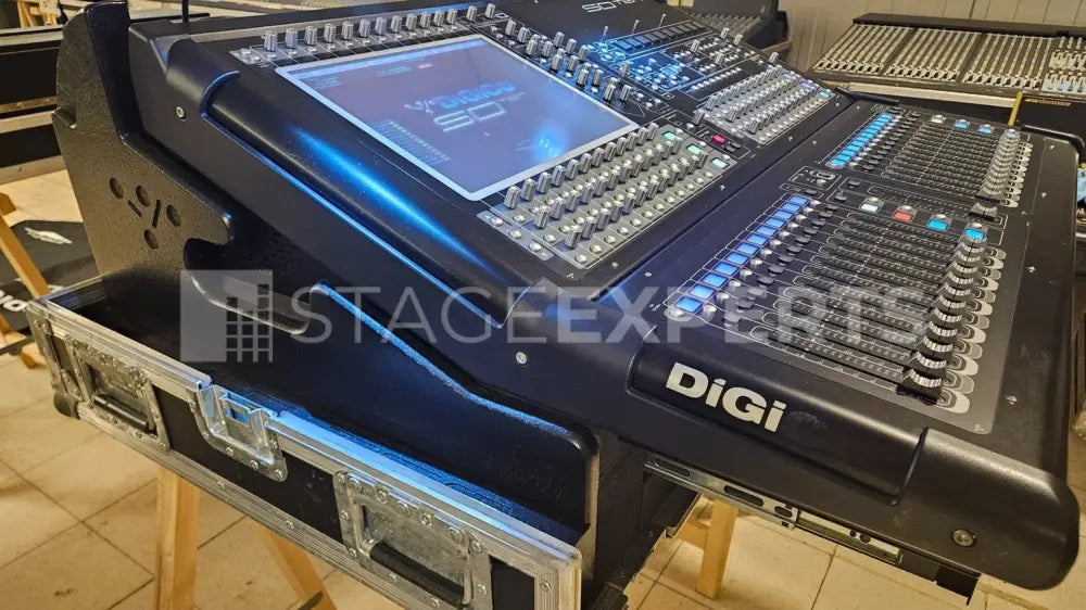 DiGiCo SD10-24 Digital Mixing Console Surface with Road Case