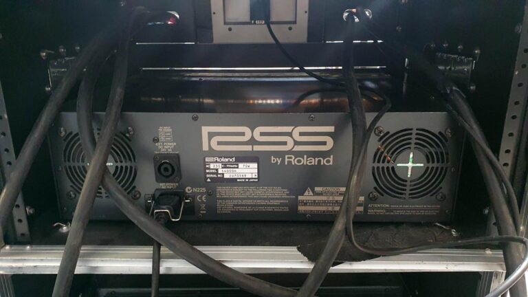 Roland Digital Snake Cat5 Stagebox System with Backup Link