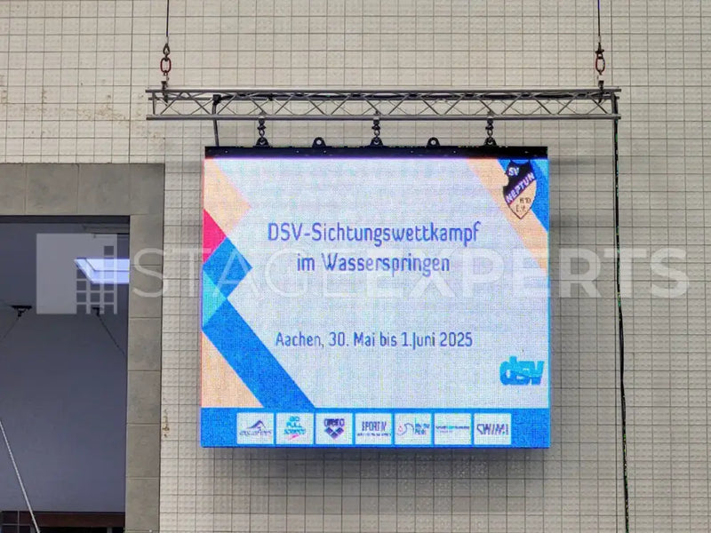 Outdoor P10 LED Video Wall 2.88x2.40 m with Processor Bundle