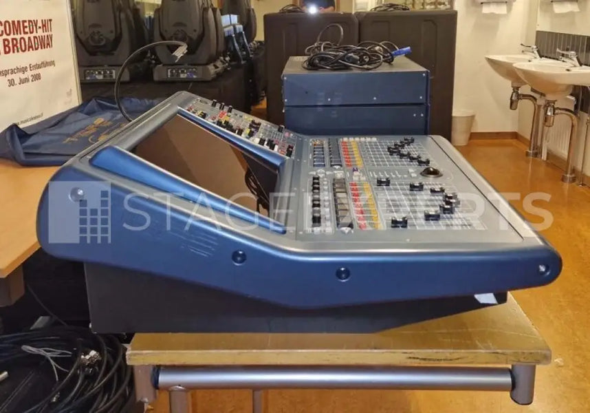 Midas PRO1 System with DL251 & DL153 Stageboxes Package