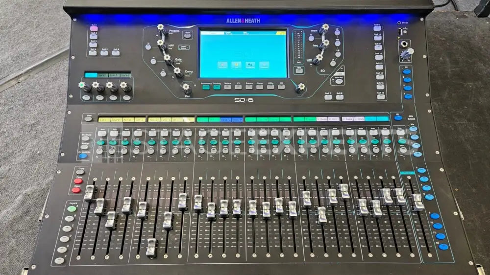 Allen & Heath SQ-6 Digital Mixer with Flight Case & Cover