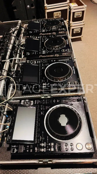 Pioneer CDJ-3000 Professional DJ Media Player – Stage Experts