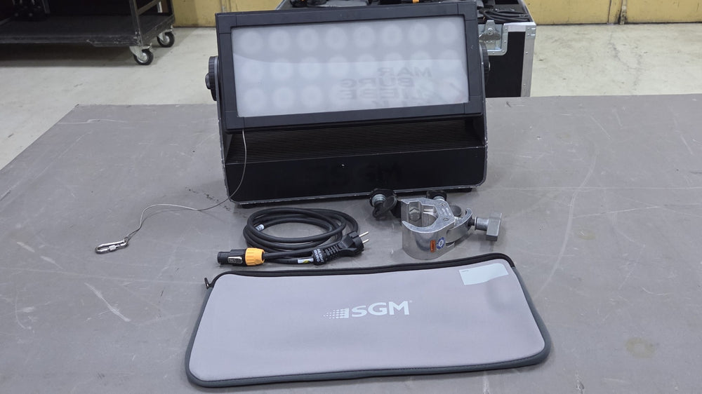 SGM P6 Set of 4 – LED Wash Lights with Case & Accessories