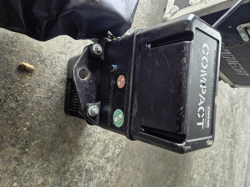 Movecat Compact 500-4-HÖ-24 Electric Chain Hoist D8 – Pair