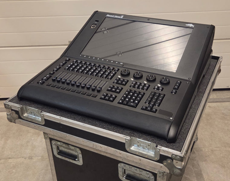High End Systems Road Hog 4 Lighting Console with Flight Case