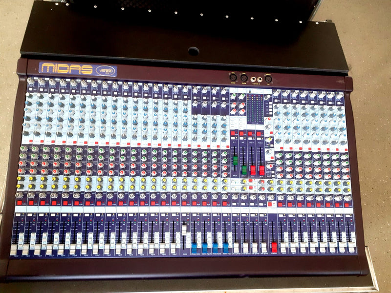 Midas Venice 320 Analogue Mixing Desk – 32-Input Console