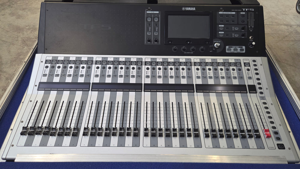 Yamaha TF5 Digital Mixing Console with Case | Stage Experts