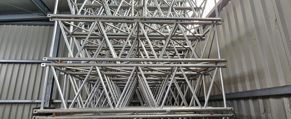Expotruss X4G-62 2.4m 4-Point Heavy-Duty Truss (M24)