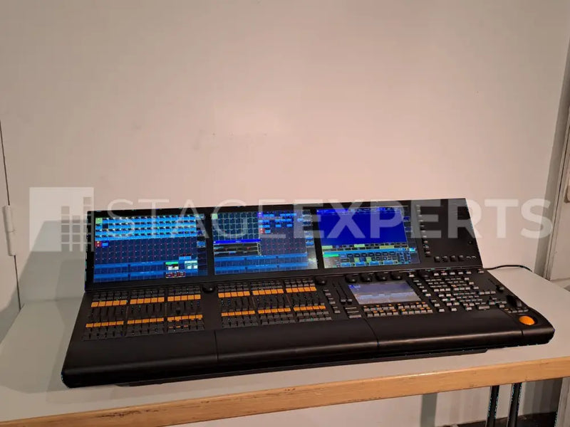 MA Lighting grandMA2 Full-Size Console with Case – Serviced