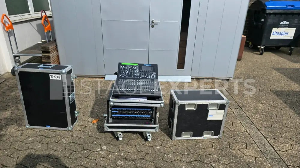 Midas M32R + DL32 Stagebox with Cases | Digital Mixer