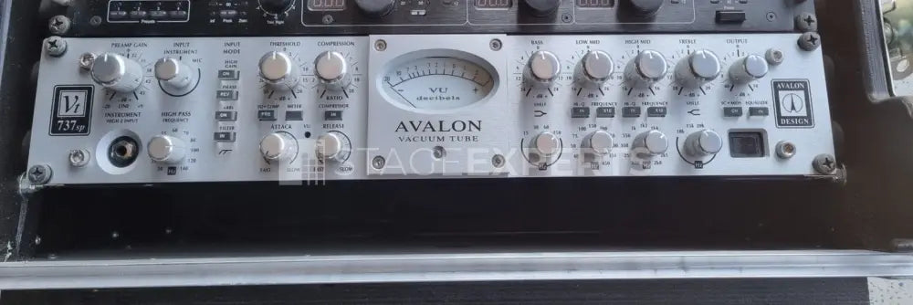 Avalon VT-737sp Tube Channel Strip – Preamp, Comp, EQ for Studio