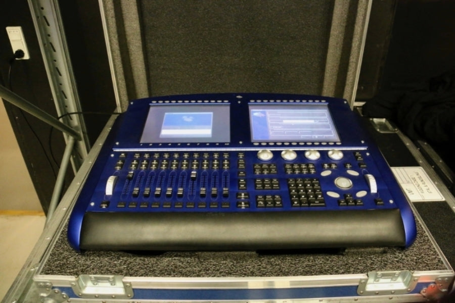 High End Hog 3 Lighting Console – Used 230V | Stage Experts