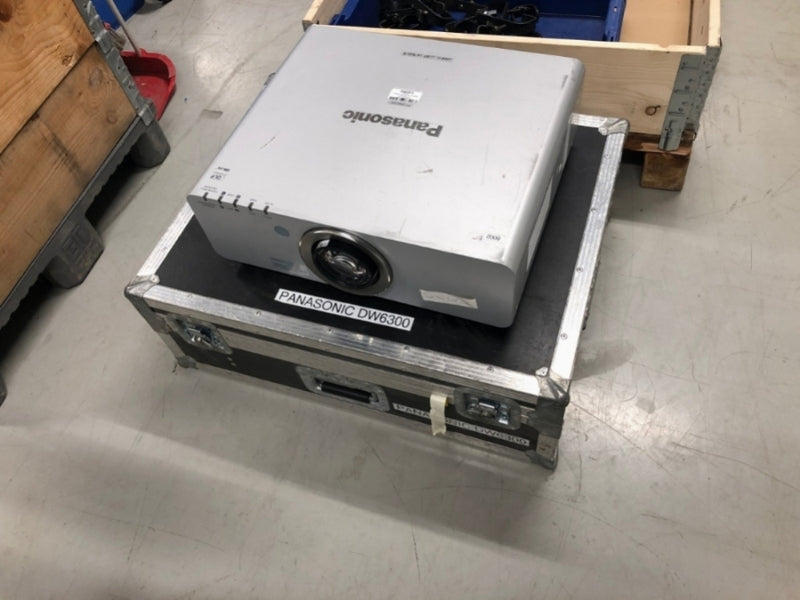 Panasonic PT-DW6300 Installation Projector | Good Used