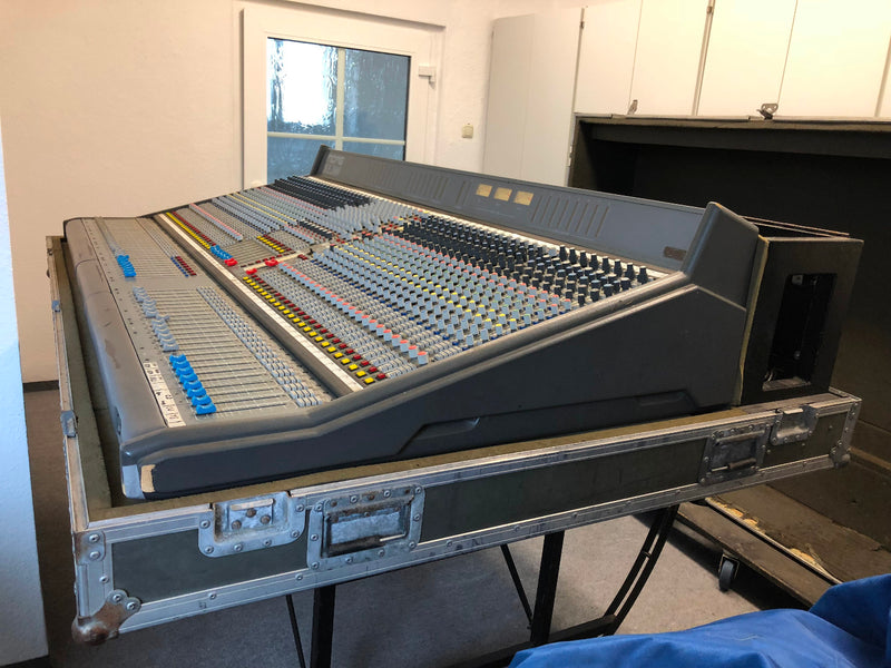 Midas XL200 Analogue Mixing Desk with 2x PSU & Flight Case