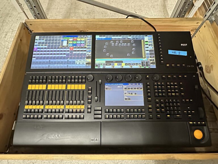 MA Lighting grandMA2 light SV Silent Lighting Console