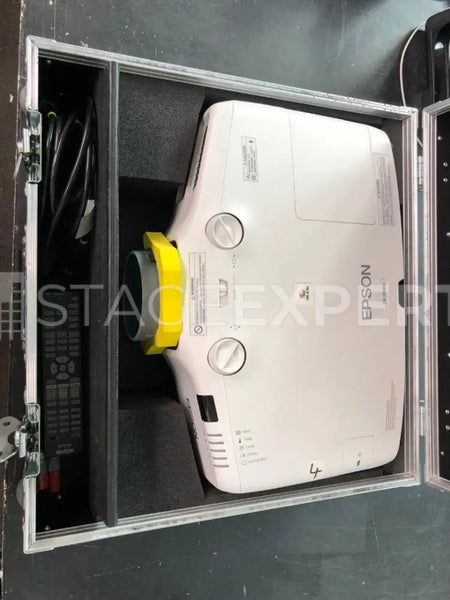 Epson EB-5530U WUXGA 5,500‑Lumen Projector with Case – Pro AV